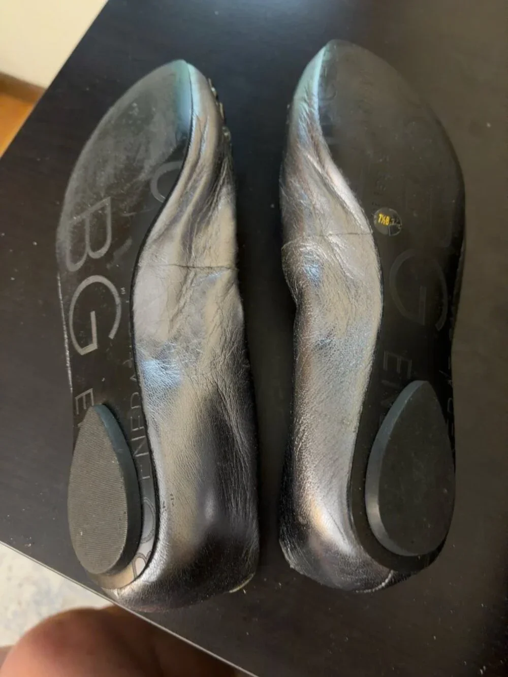 BCBG Generation Metallic Embellished Ballet Flats – Size 7.5